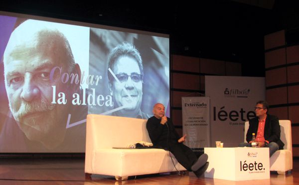 CONVERSATORIO «CONTAR LA ALDEA» EN ENCUENTRO INTERNACIONAL DE PERIODISMO EN LA FERIA INTERNACIONAL DEL LIBRO