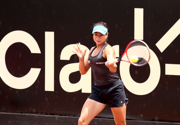 MARÍA FERNANDA HERAZO DEBUTA CON TRIUNFO