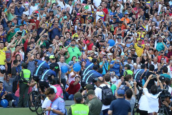 MEDELLÍN LE DIO LA BIENVENIDA OFICIAL AL TOUR COLOMBIA 2.1