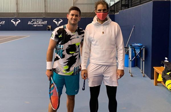 NICOLÁS MEJÍA ENTRENA EN LA ACADEMIA RAFAEL NADAL