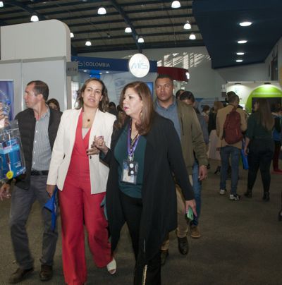 LA NUEVA MINISTRA DE SALUD DESIGNADA CAROLINA CORCHO VISITO ODONTOTECH 2022