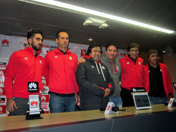 PRESENTACIÓN OFICIAL DE GUSTAVO COSTAS COMO TÉCNICO DE SANTA FE