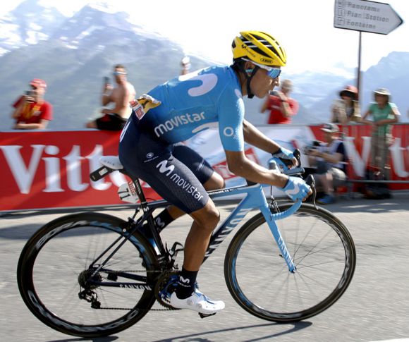 Quintana noveno en Tour