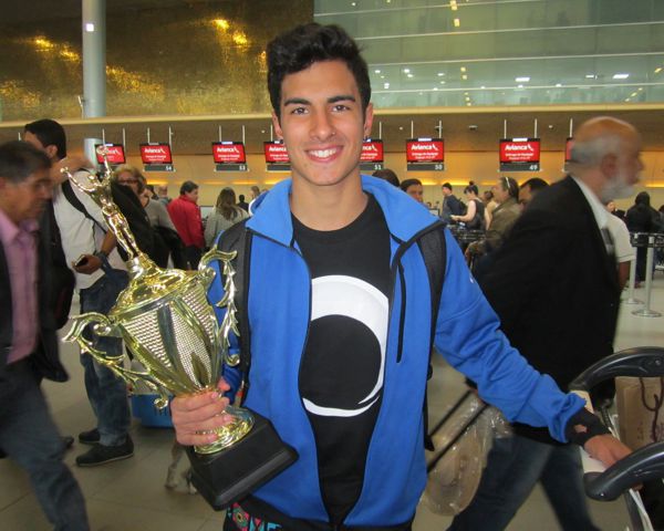 RICARDINHO GAHINI SE CORONÓ CAMPEÓN DEL III CAMPEONATO LATINOAMERICANO DE FÚTBOL FRESSTYLE.