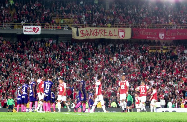 SANTA FE GANÓ Y DISPUTARÁ LA SEMIFINAL DE LA LIGA ÁGUILA