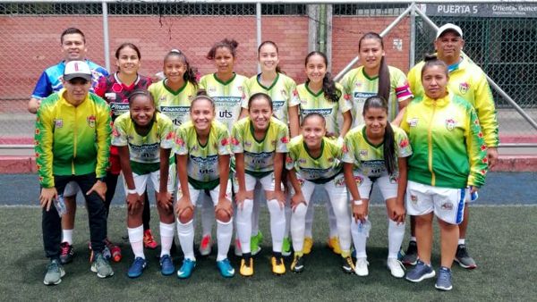 SANTANDER PRIMER CLASIFICADO EN PREJUVENIL FEMENINO