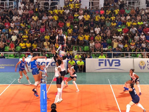 LA SELECCIÓN COLOMBIA DE VOLEIBOL, LISTA PARA LA SEMIFINAL