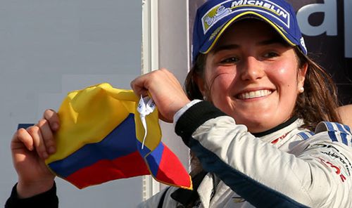 TATIANA CALDERÓN, PILOTO DEL AÑO FCAD 2017