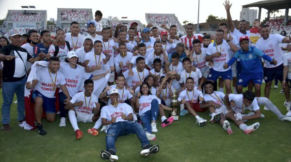 ATLÁNTICO SE CONSAGRÓ CAMPEÓN DEL NACIONAL MASCULINO SUB 15