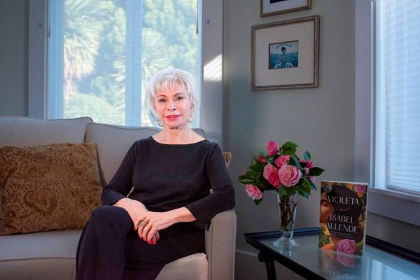 ISABEL ALLENDE PARTICIPA DE FORMA VIRTUAL EN LA FILBO 2022