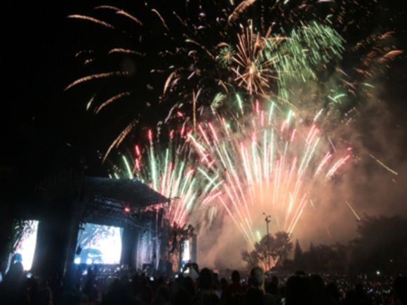 LLEGÓ EL GRAN DÍA, EL FESTIVAL DE VERANO, ABRE SUS PUERTAS
