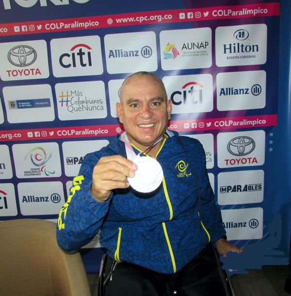 MOISÉS FUENTES GARCÍA TETRAMEDALLISTA PARALÍMPICO