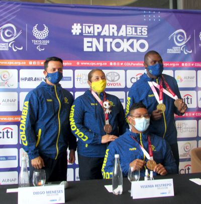 MEDALLISTAS PARALÍMPICOS, JOSÉ GREGORIO LEMOS, DIEGO MENESES Y YESENIA RESTREPO, EN RUEDA DE PRENSA