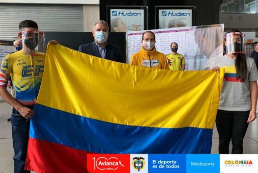 EL «VUELO DEL DEPORTE, ORGULLO COLOMBIANO» YA ESTÁ RUMBO A EUROPA CON 109 PASAJEROS A BORDO